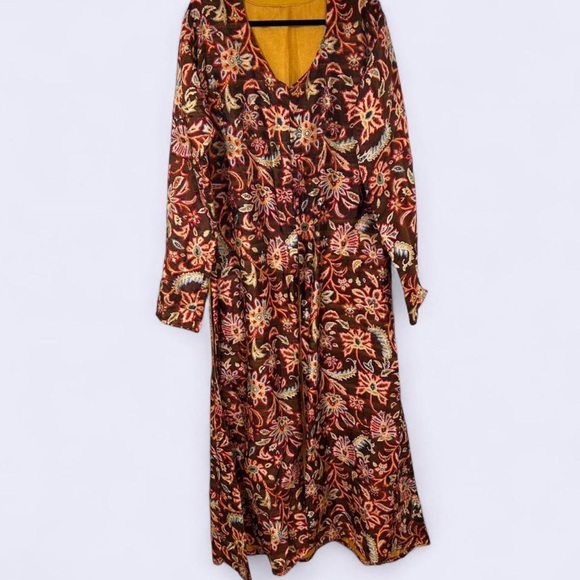 Bohemian Floral Over Jacket – Maxi Length with Golden Lining – Size XL - Picture 1 of 4